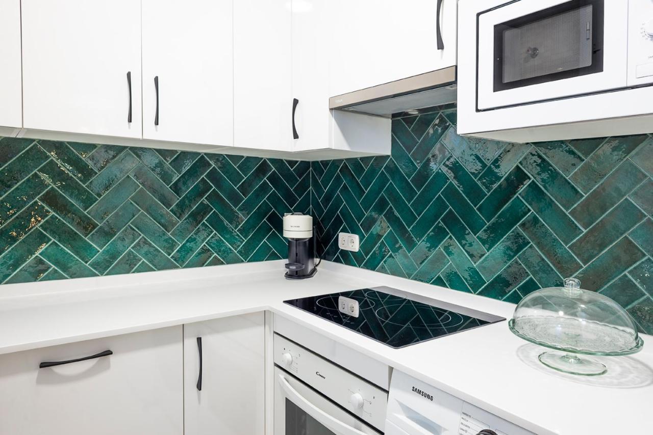 Alohamundi Velarde Apartment Sevilla Bagian luar foto