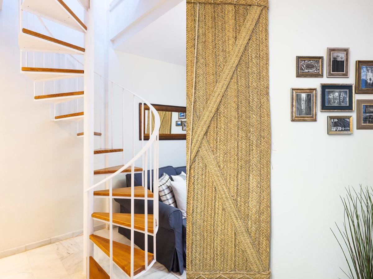 Alohamundi Velarde Apartment Sevilla Bagian luar foto
