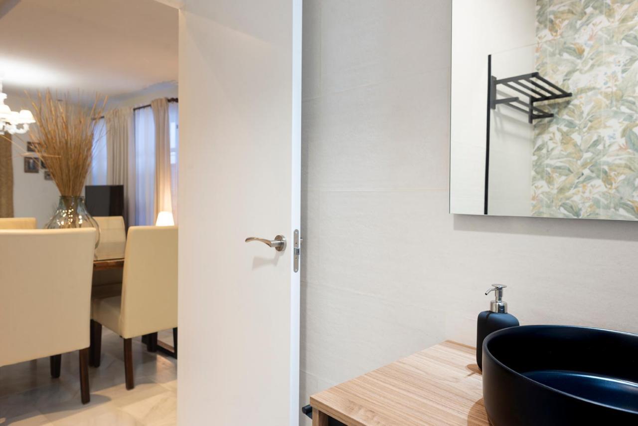 Alohamundi Velarde Apartment Sevilla Bagian luar foto
